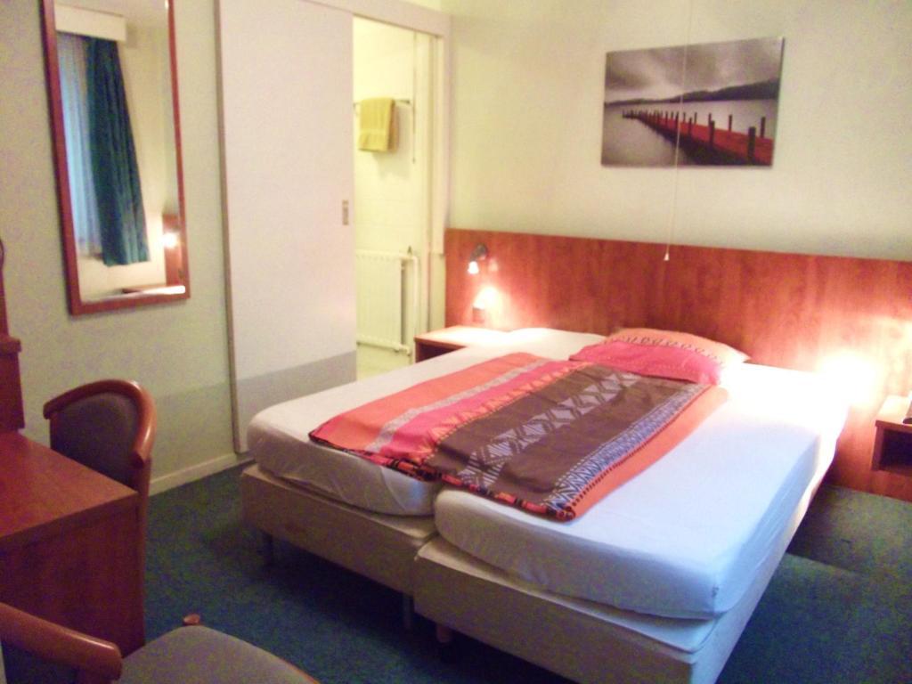 Stationshotel Venlo Habitación foto